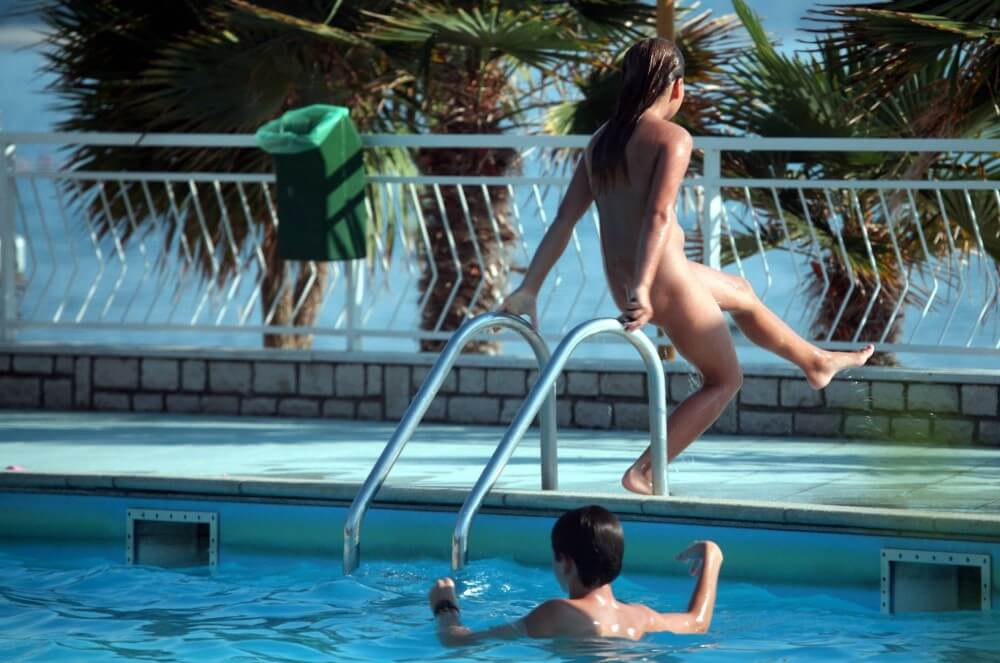 プール詰め合わせヌーディズム生活