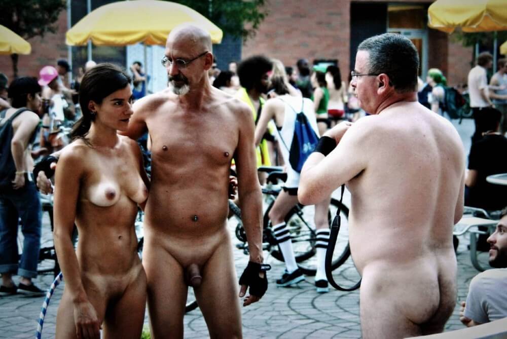 ワールドネイキッドバイクライド[WNBR]英国2011ギャラリ