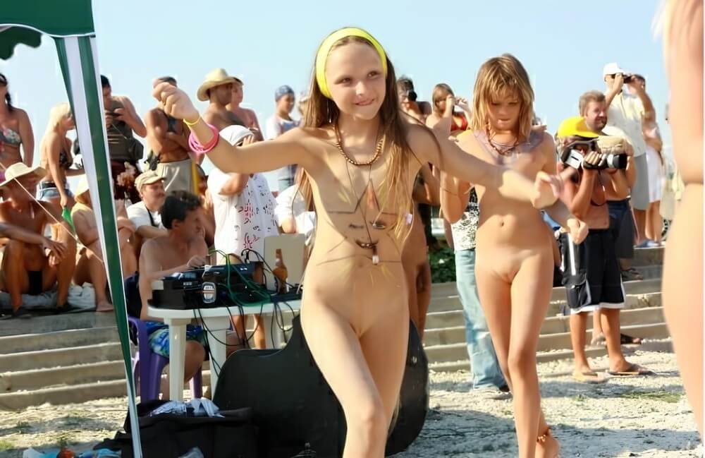 ヌーディスト美人コンテストの写真