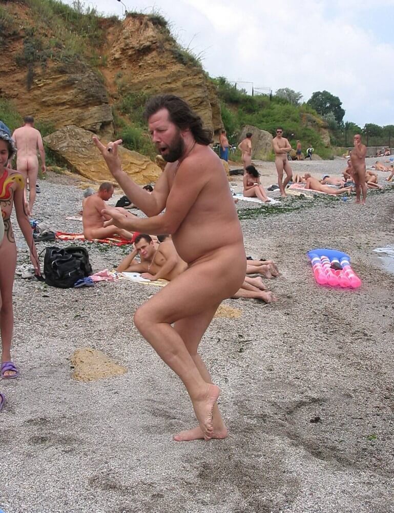 午後のビーチの喜びの写真